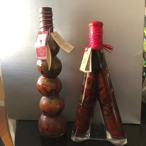 2 Infused Vinegar Decor